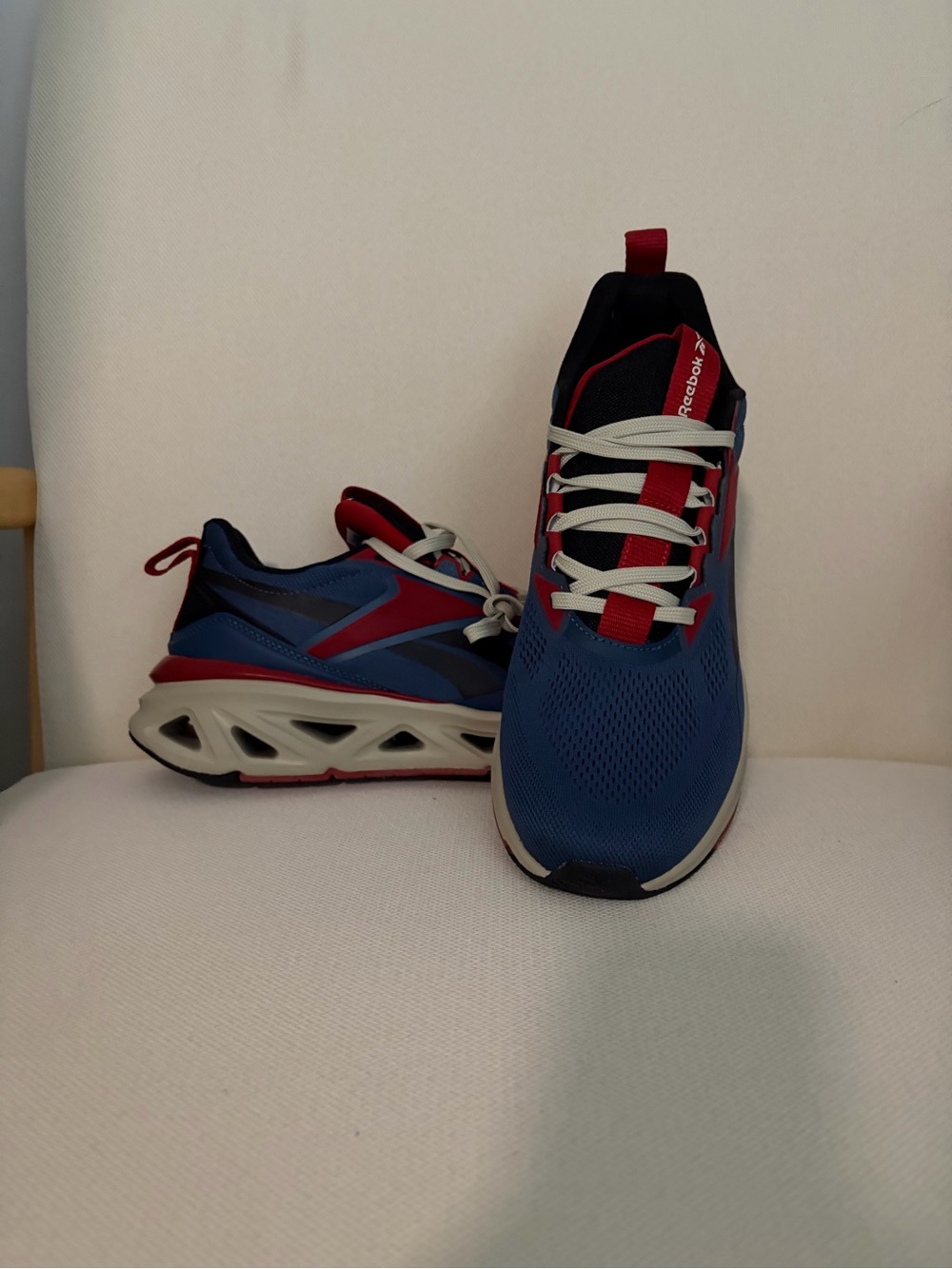 New Reebok Men's Run - Picture 12 of 12